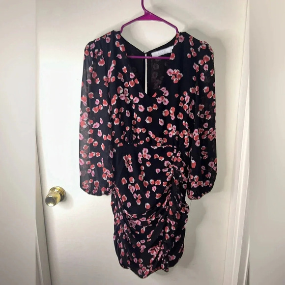 Astr Dresses & Skirts - Size small flowered cocktail dress